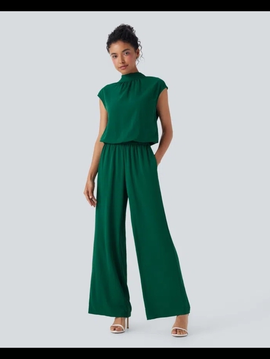 HALARA Pants - Halara Cap Sleeve Keyhole Back Wide Leg Jumpsuit NWOT Large